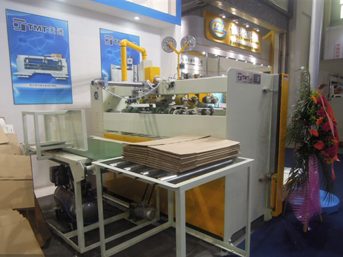 單片雙伺服半自動(dòng)釘箱機(jī)（后照）