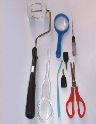 立式注塑機(jī)日用鑲件類